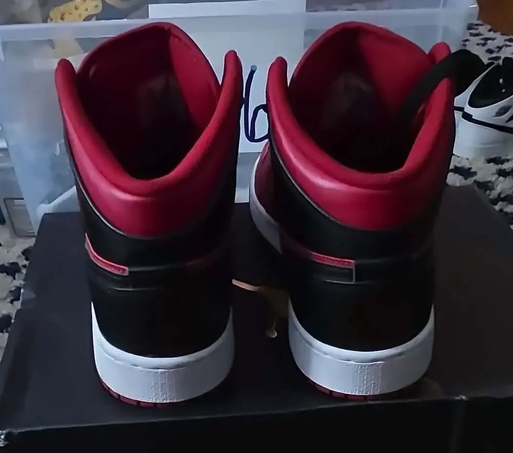 Nike Air Jordan 1 Mid GS Size 6Y Reverse Bred Shoes